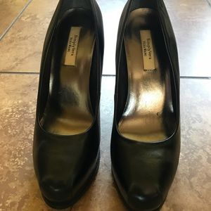 Simply Vera by Vera Wang black heels with platform